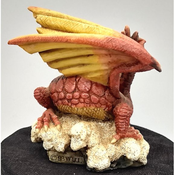 🍀🍀 Red Winged Dragon - Summit Collection 🍀🍀 - Picture 3 of 4